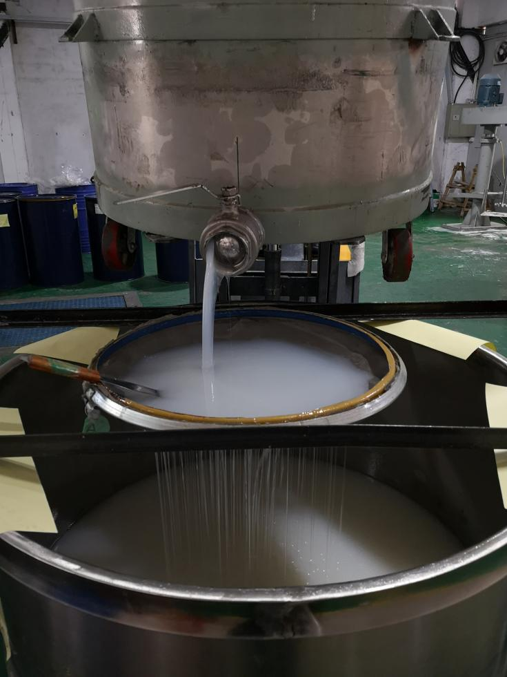 模具硅膠原料有雜質怎么辦？