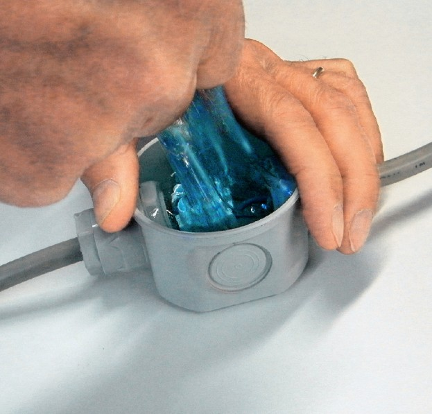 模具硅膠低溫包膠工藝是什么？