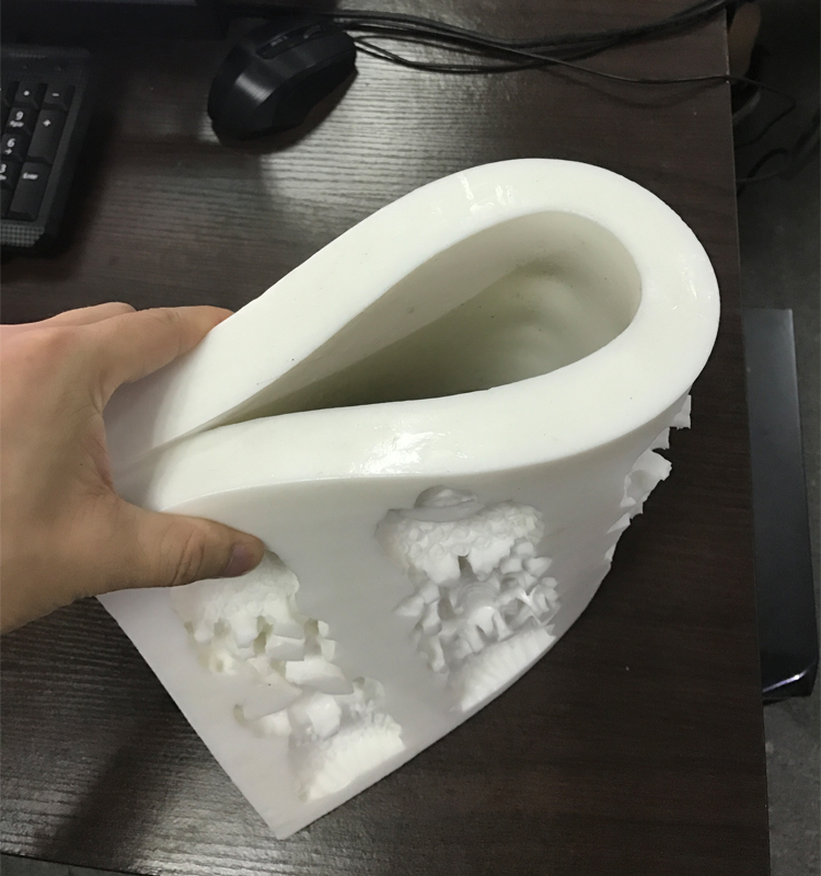 什么原因導致模具硅膠產品變形你知道嗎 ？